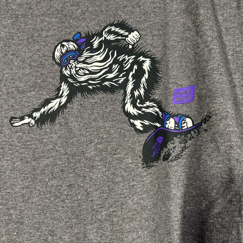 The North Face Men’s Medium Gray Bigfoot Snowboarder Graphic T-Shirt